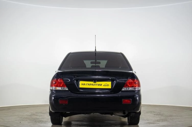 Mitsubishi Lancer 5 из 6
