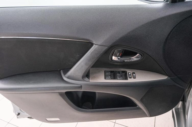 Toyota Avensis 16 из 20