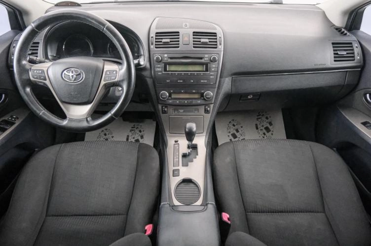 Toyota Avensis 10 из 20