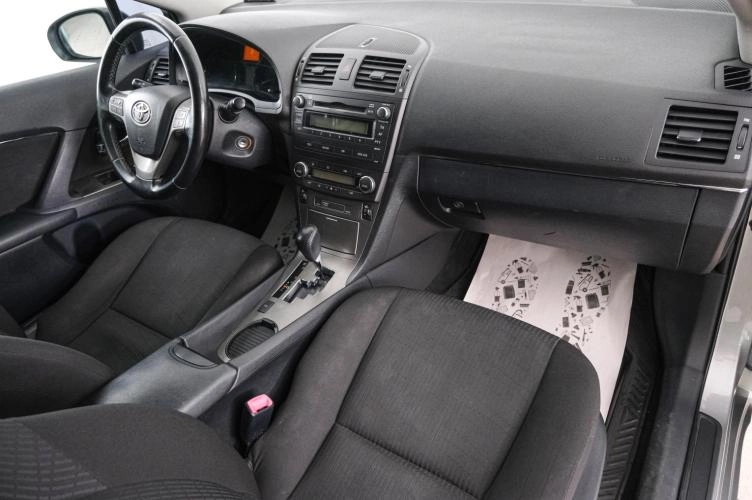 Toyota Avensis 12 из 20