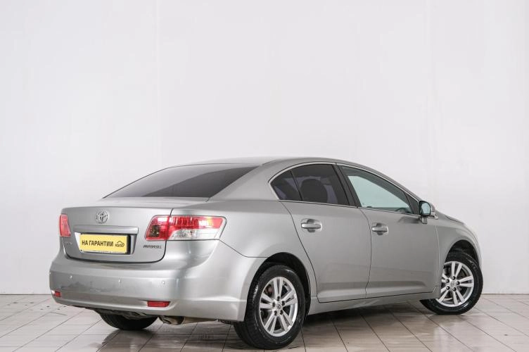 Toyota Avensis 6 из 6