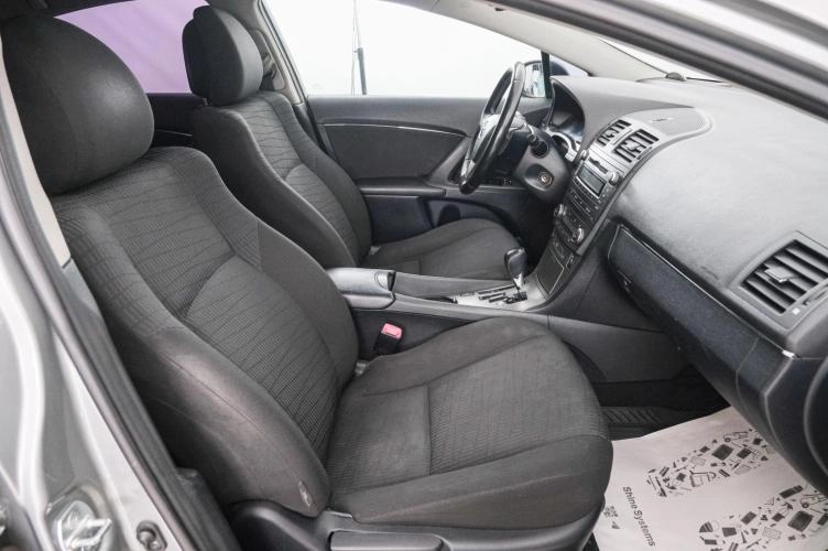 Toyota Avensis 13 из 20