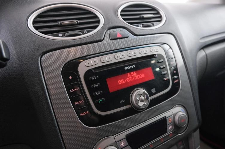 Ford Focus 15 из 21