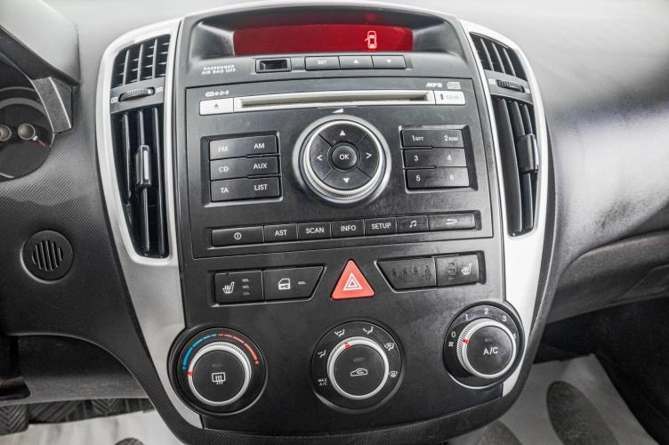 KIA cee'd 17 из 23