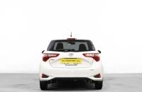 Toyota Vitz 5 из 22