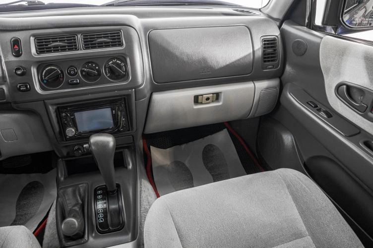 Mitsubishi Montero Sport 18 из 22