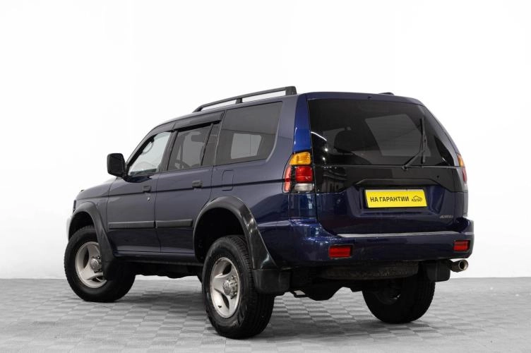 Mitsubishi Montero Sport 6 из 22