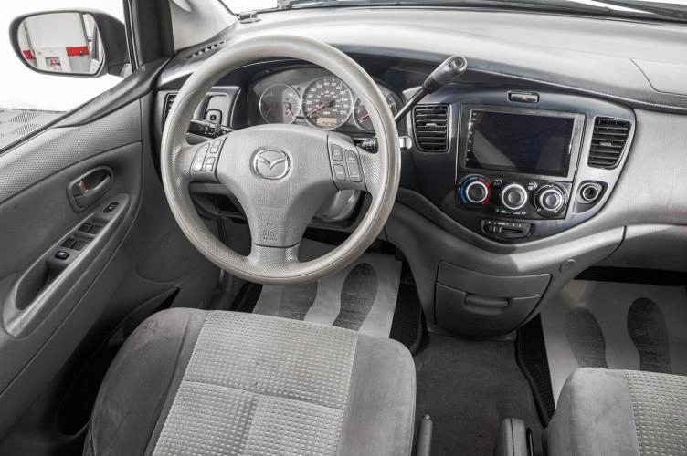 Mazda MPV 16 из 23