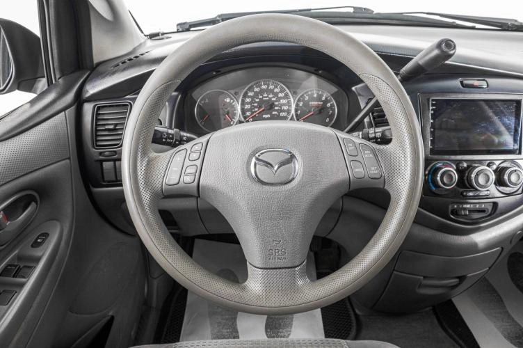 Mazda MPV 13 из 23
