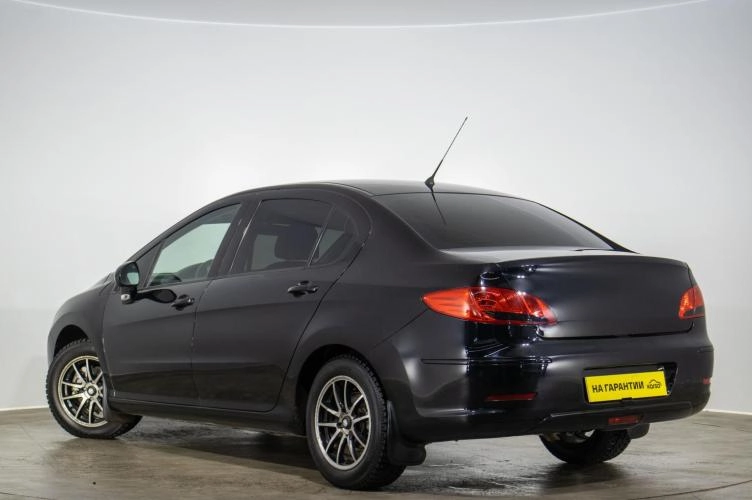 Peugeot 408 6 из 6