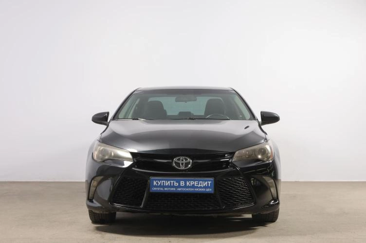 Toyota Camry 2 из 6