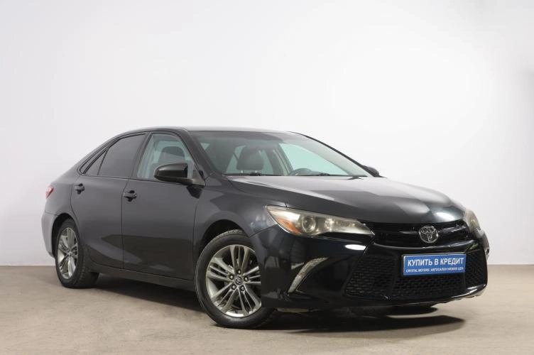 Toyota Camry 1 из 6
