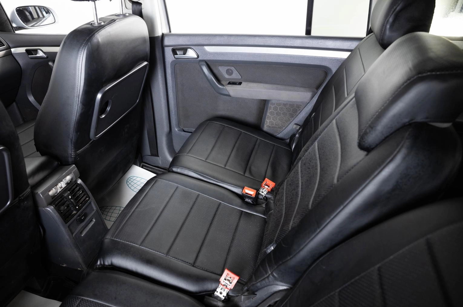 Volkswagen Touran 8 из 22