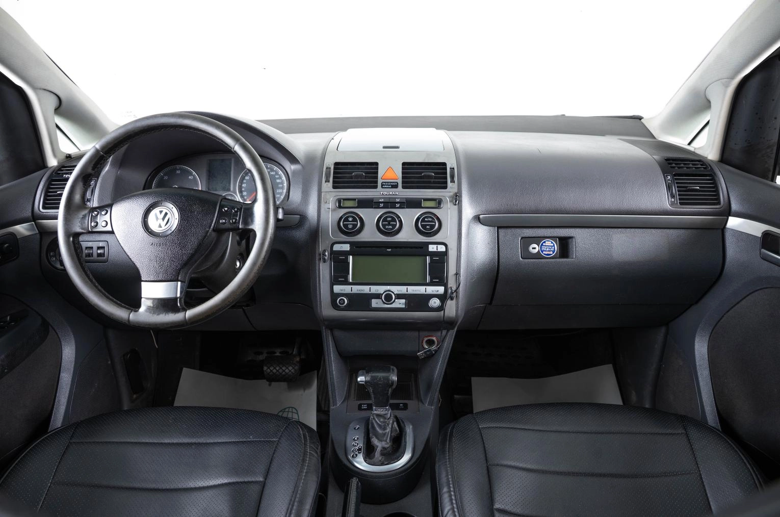 Volkswagen Touran 12 из 22