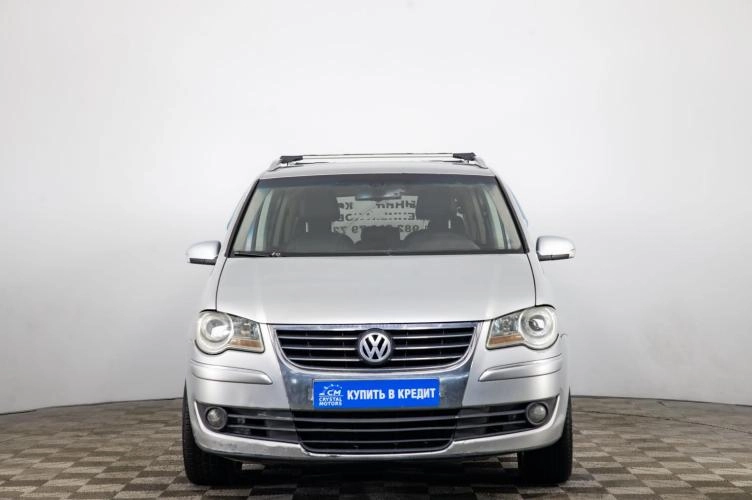 Volkswagen Touran 2 из 6
