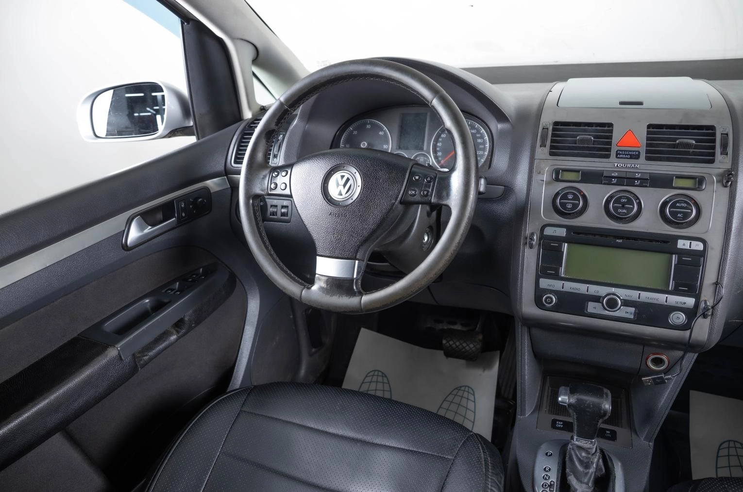 Volkswagen Touran 11 из 22