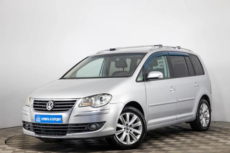 Volkswagen Touran 3 из 6