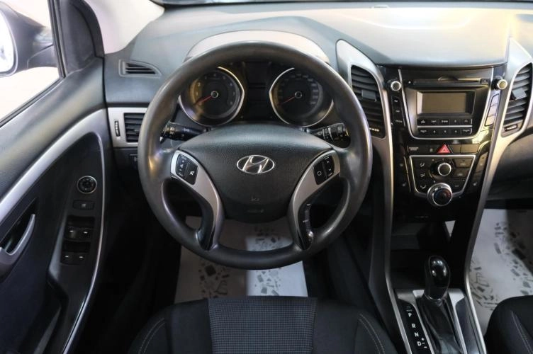 Hyundai i30 11 из 21