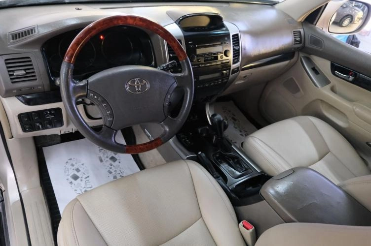 Toyota Land Cruiser Prado 11 из 23