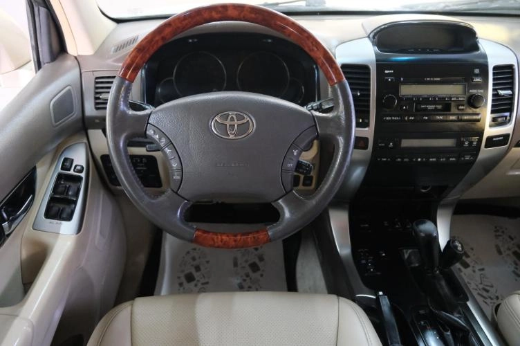 Toyota Land Cruiser Prado 12 из 23