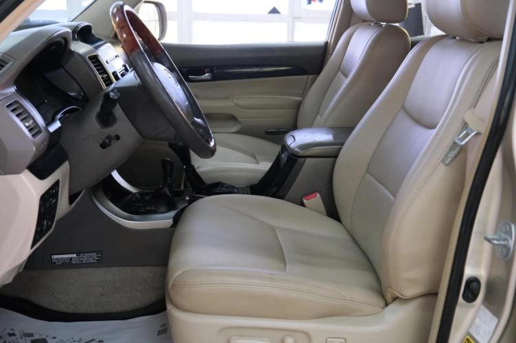 Toyota Land Cruiser Prado 7 из 23