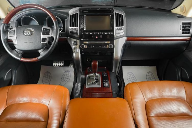 Toyota Land Cruiser 12 из 22