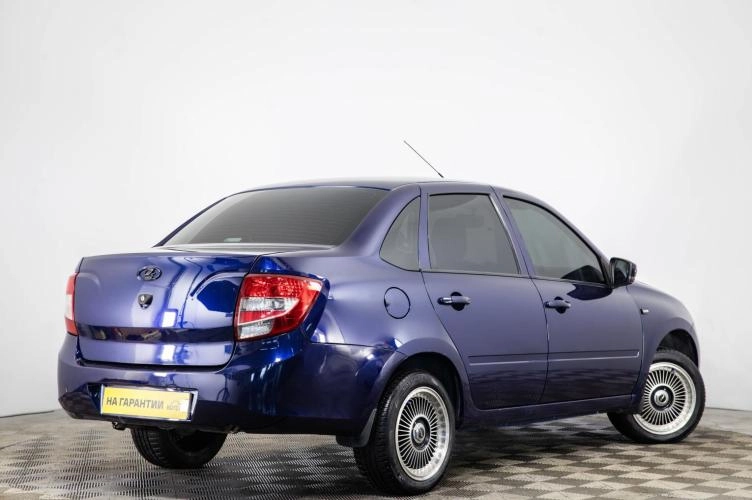 ВАЗ (LADA) Granta 4 из 6