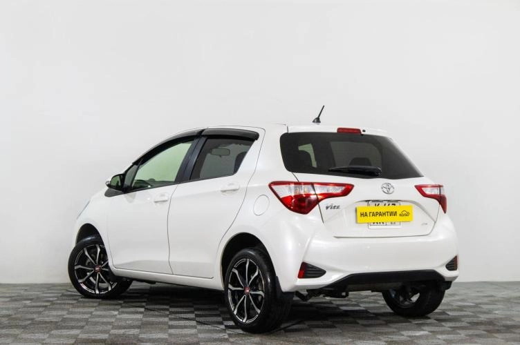 Toyota Vitz 6 из 6