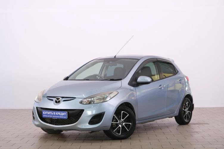 Mazda Demio 3 из 6
