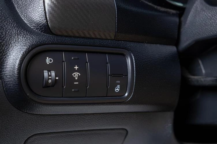 KIA Cerato 21 из 23