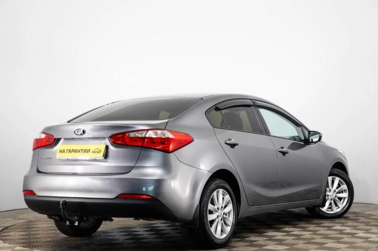 KIA Cerato 4 из 6