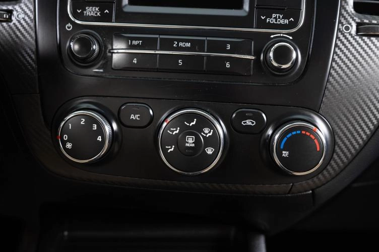 KIA Cerato 15 из 23