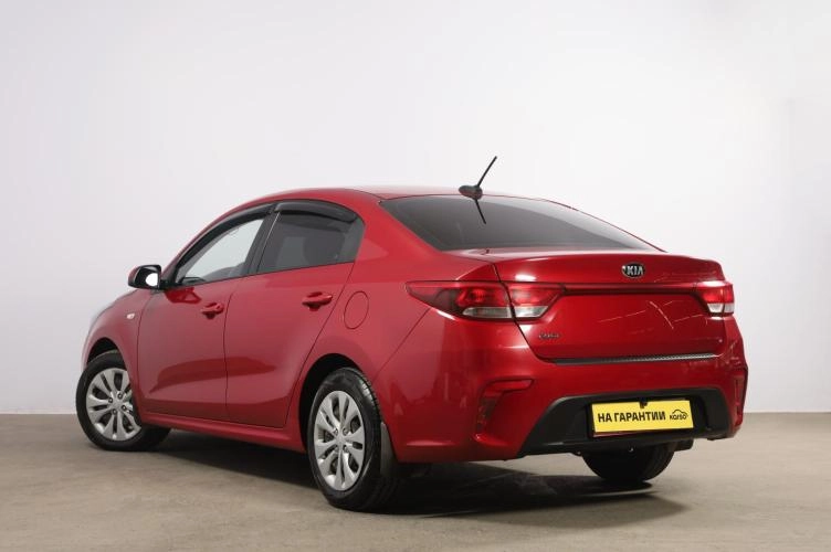 KIA Rio 4 из 6