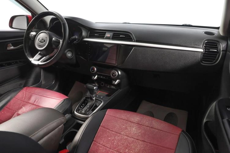 KIA Rio 9 из 17