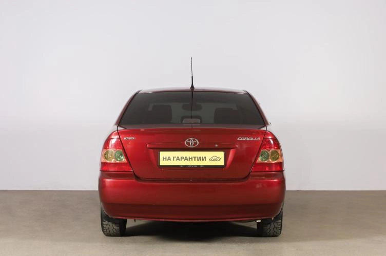 Toyota Corolla 5 из 6