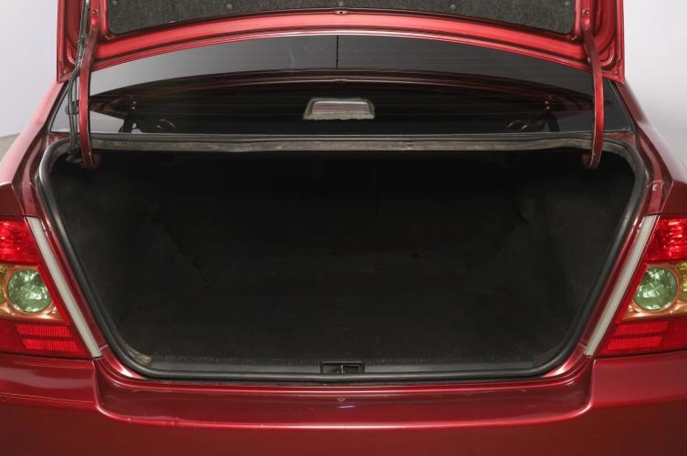 Toyota Corolla 17 из 17