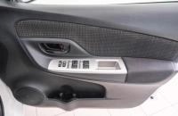 Toyota Vitz 18 из 21