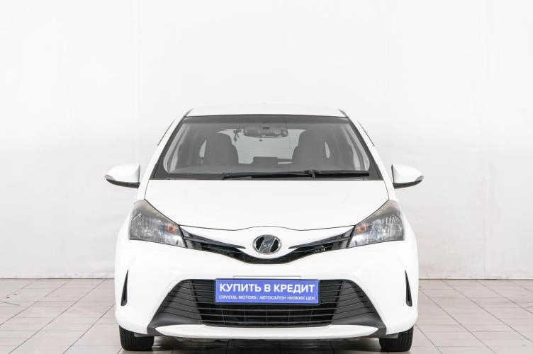 Toyota Vitz 2 из 6