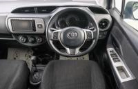 Toyota Vitz 14 из 21