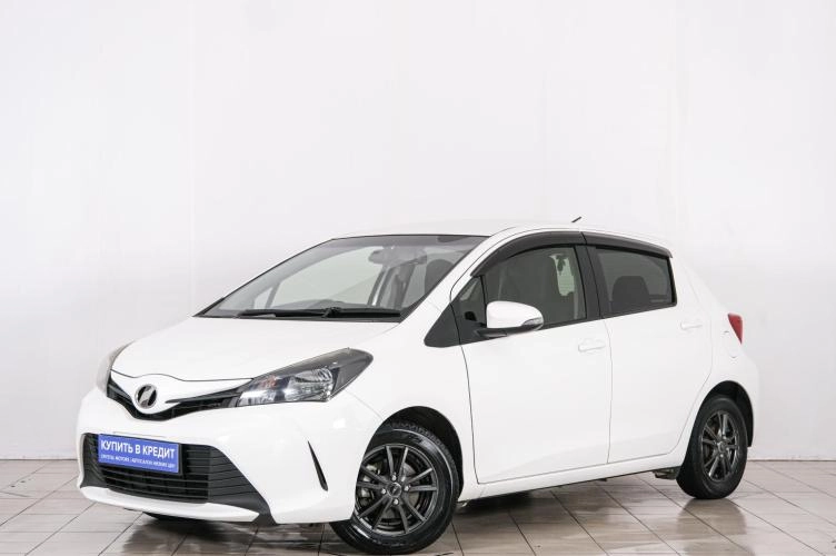 Toyota Vitz 3 из 6