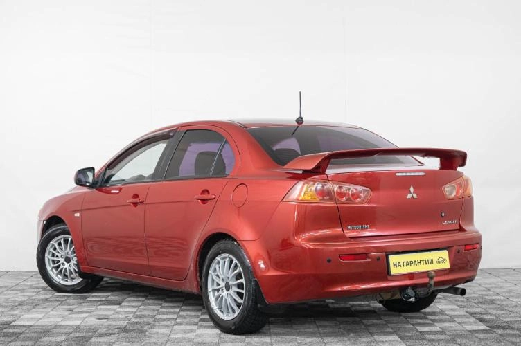 Mitsubishi Lancer 4 из 6
