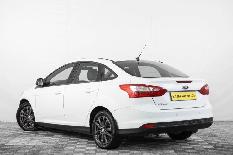 Ford Focus 4 из 6