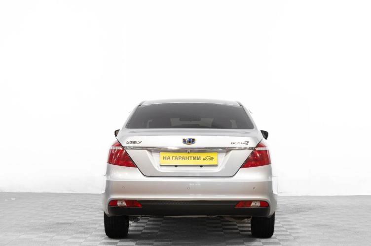 Geely Emgrand 7 5 из 6