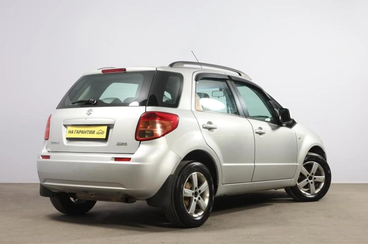 Suzuki SX4 6 из 6