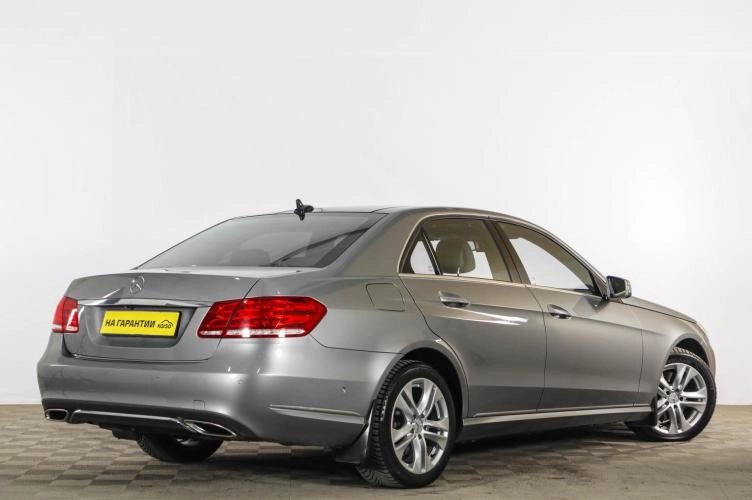 Mercedes-Benz E-класс 6 из 6