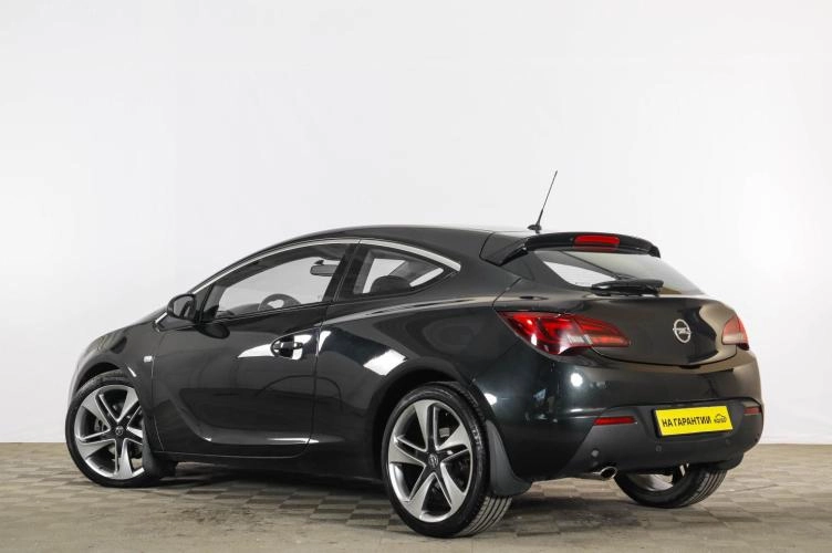 Opel Astra GTC 4 из 6