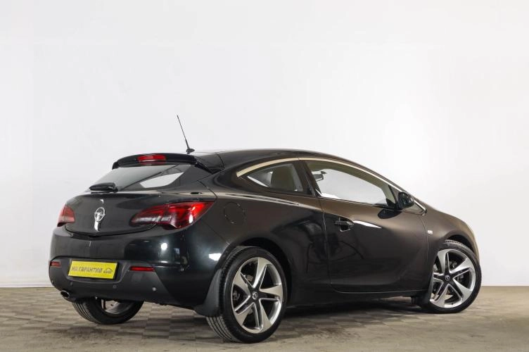 Opel Astra GTC 6 из 6