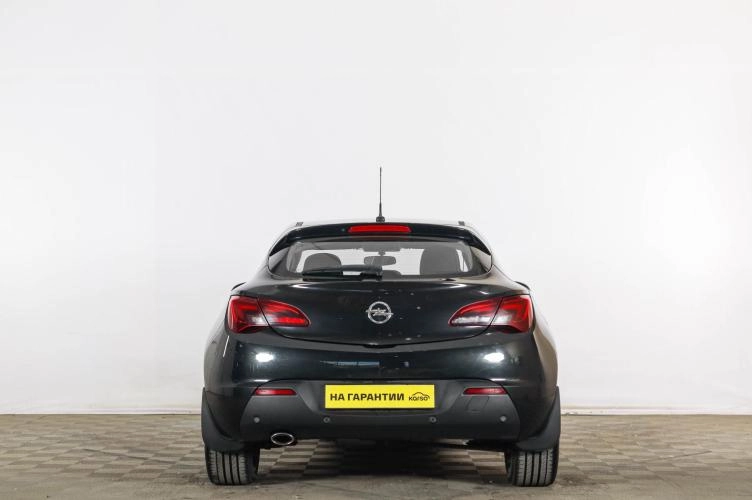 Opel Astra GTC 5 из 6