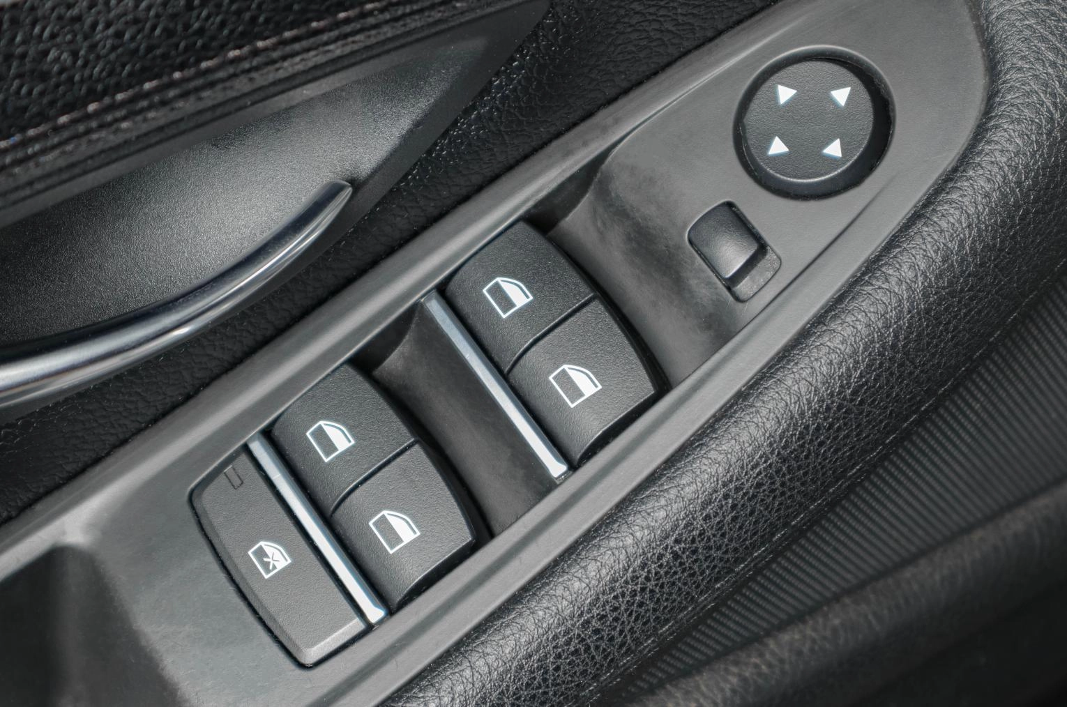 BMW 5 серия 18 из 19