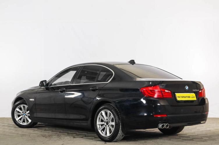 BMW 5 серия 4 из 6